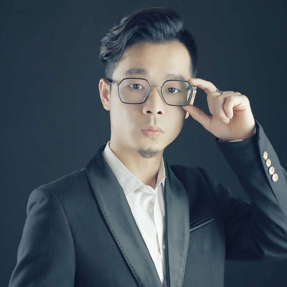 玉雕大师——林志洪